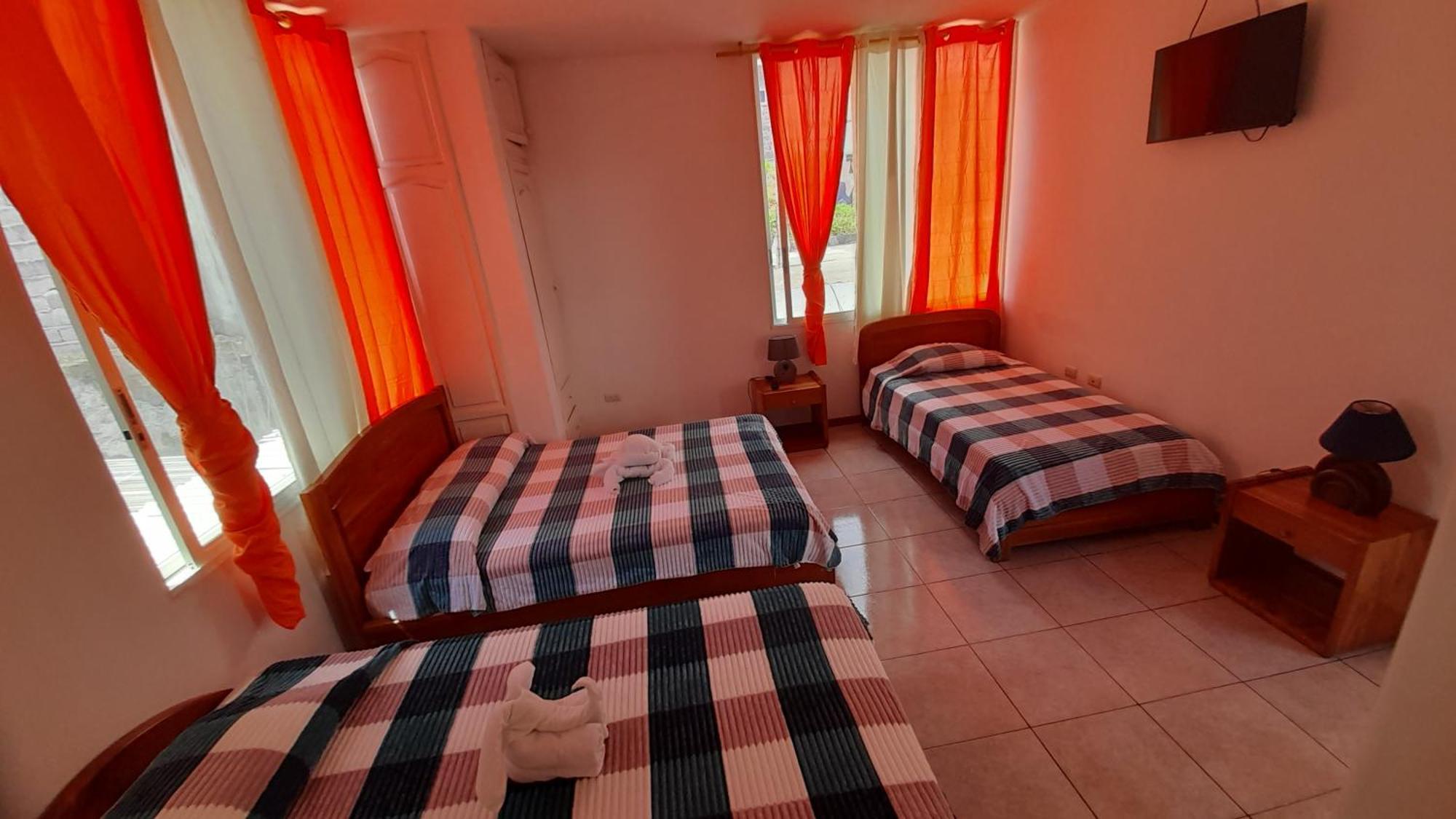 El Paraiso Puerto Ayora  Room photo